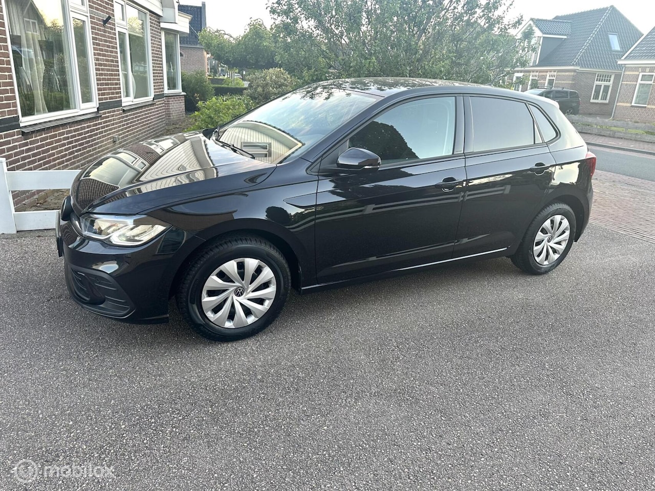 Volkswagen Polo - 1.0 TSI 95PK DSG AUTOMAAT LIFE CARPLAY DIGITAAL DASHBOARD STOELVERWARMING LED VERLICHTING - AutoWereld.nl