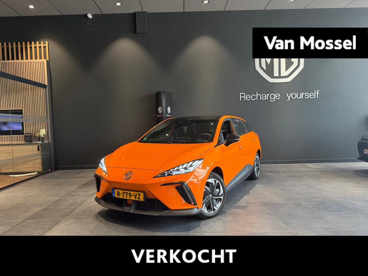 MG MG4 Electric - Luxury 64 kWh - AutoWereld.nl