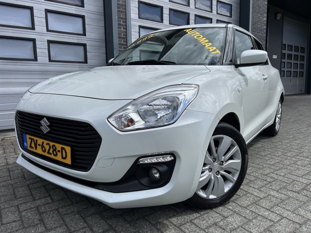 Suzuki Swift - 1.2 Select AUTOMAAT Camera*Airco TOPauto! - AutoWereld.nl
