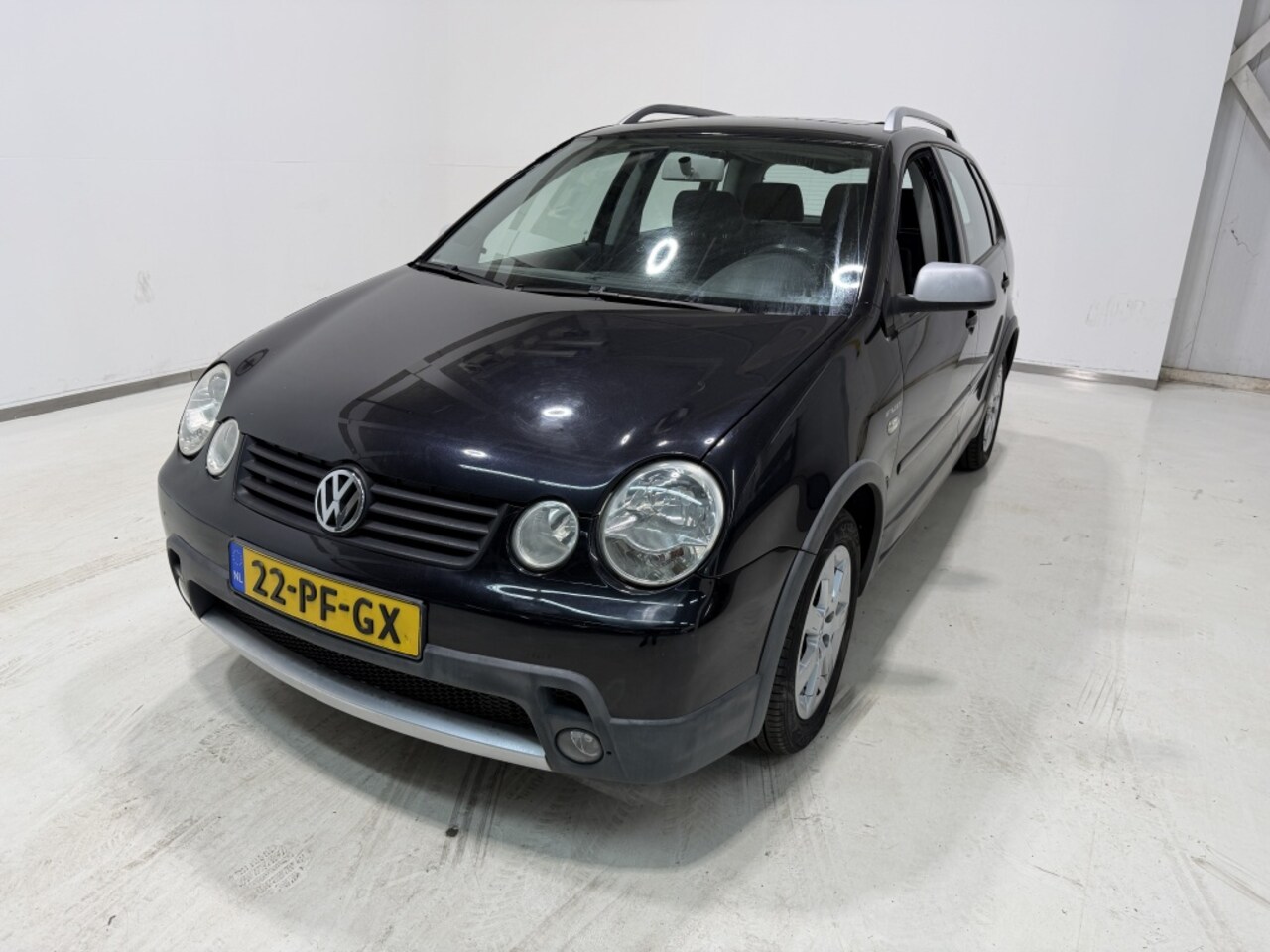 Volkswagen Polo - 1.4-16V FUN 1.4-16V FUN - AutoWereld.nl