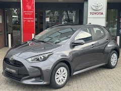 Toyota Yaris - 1.5 Hybrid 115 COMFORT VOORRAADVOORDEEL VAN €27.990 VOOR 24.695 NIEUW APPLE/ANDROID CAMERA