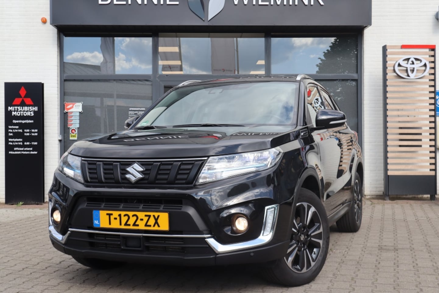 Suzuki Vitara - 1.4 BoosterJet Style Hybrid AdaptiveCruise/Apple/AndroidAuto - AutoWereld.nl