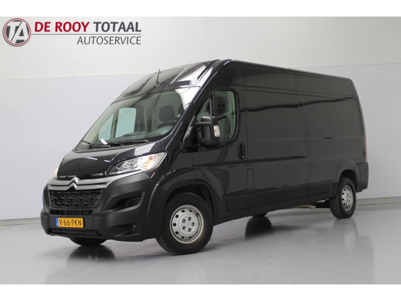 Citroën Jumper - 35 2.2 BlueHDi 140 L3H2 Control 141PK, RIJKLAAR | CAMERA | TREKHAAK | 3 PERSOONS | CARPLAY - AutoWereld.nl