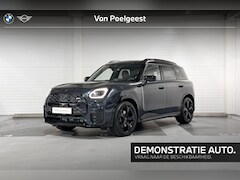 MINI Countryman - C | John Cooper Works Uitvoering | Pakket M | 19" Runway Spoke Jet Black
