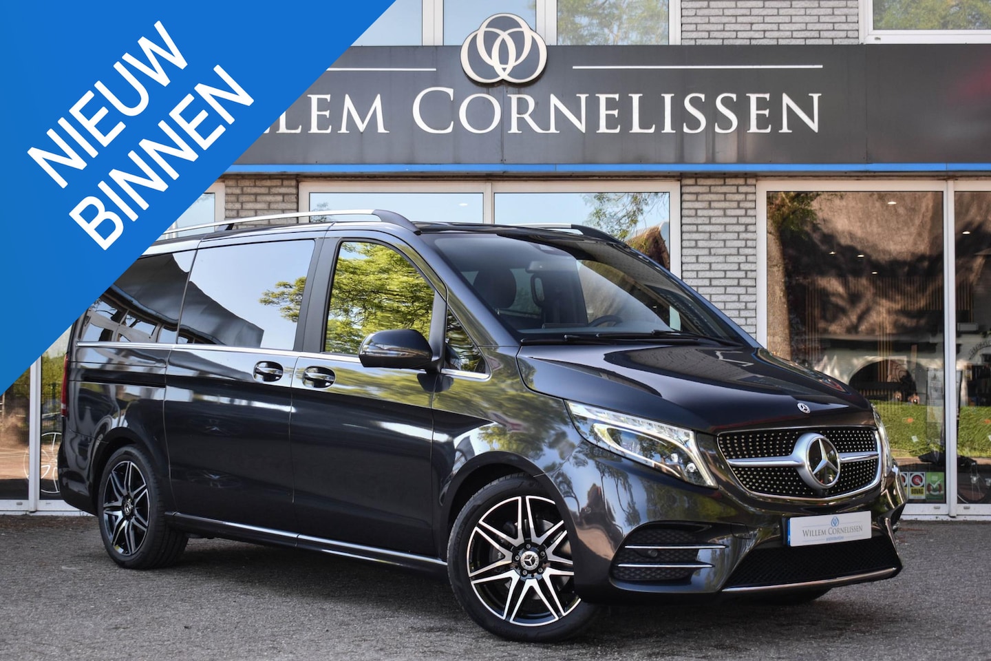 Mercedes-Benz V-klasse - 300d Lang DC Avantgarde Edition EX BTW Burmester T - AutoWereld.nl