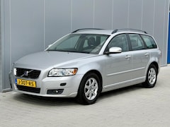 Volvo V50 - 1.8 Momentum - Facelift model - Luxe uitvoering