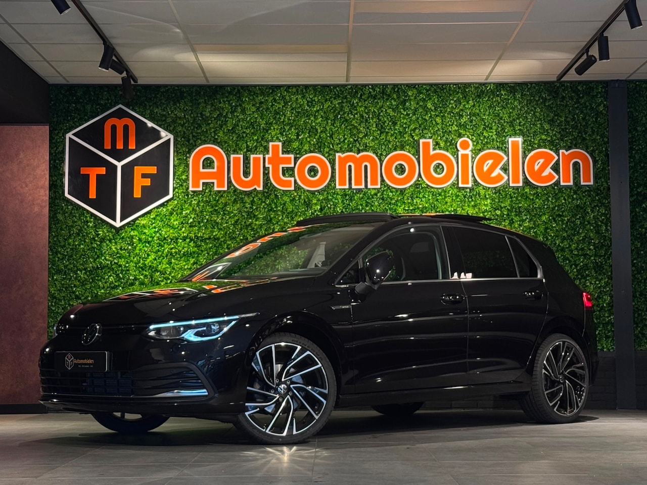 Volkswagen Golf - 1.5 eTSI 150 PK |PANO|MATRIX|MASSAGE|HUD|BOMVOL - AutoWereld.nl