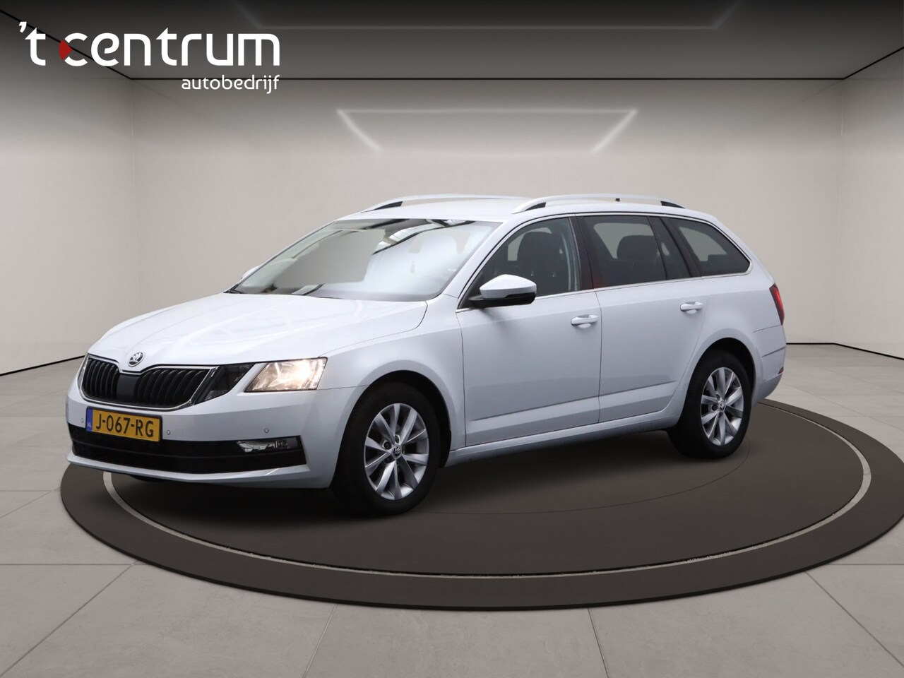 Skoda Octavia Combi - 1.0 TSI Greentech Style Business 1.0 TSI 115 PK Greentech Style Business, Stoelverwarming, Climate Control, Navigatie - AutoWereld.nl