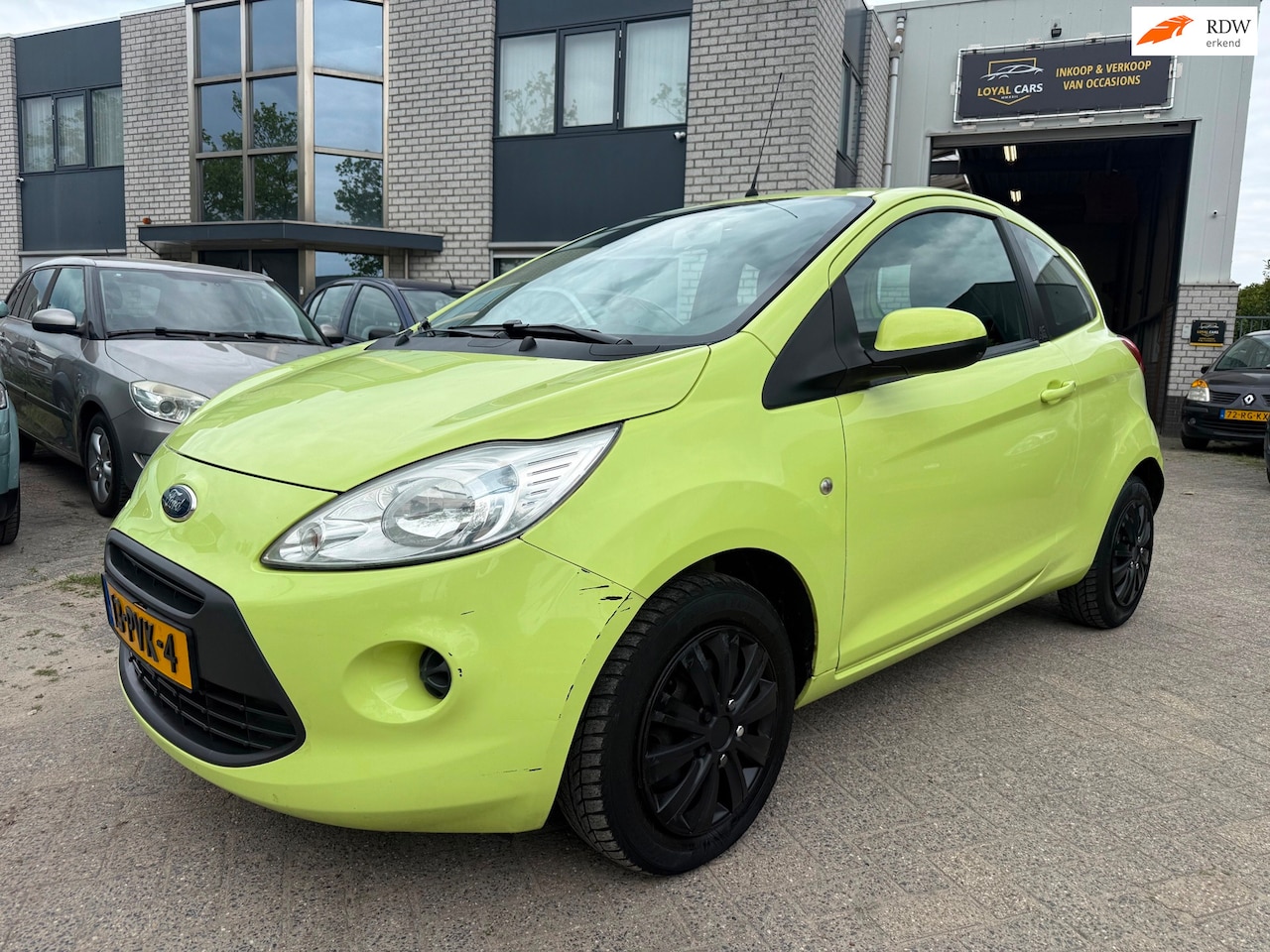 Ford Ka - 1.2 Comfort start/stop Airco Elektr Ramen Radio - AutoWereld.nl