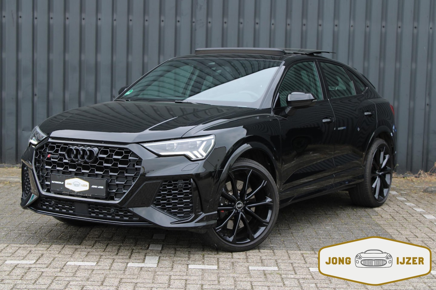 Audi RSQ3 Sportback - RSQ3 TFSI PANO MATRIX SFEER RS-STOELEN - AutoWereld.nl