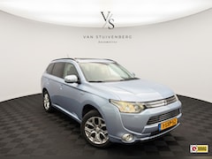 Mitsubishi Outlander - 2.0 PHEV instyle PANORAMA TREKHAAK LEDER STOELVW