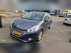 Peugeot 208 - 1.2 VTi Allure