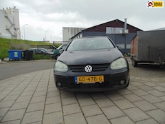 Volkswagen Golf - 1.4 Trendline