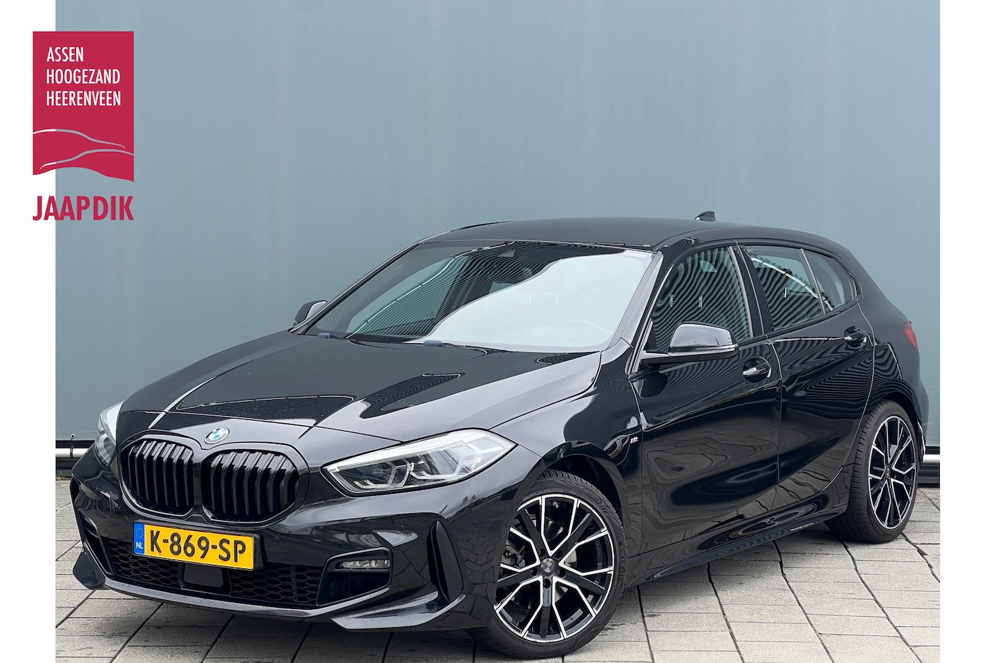 BMW 1-serie - BWJ 2021 | 118i 136PK High Ex. AUTOMAAT | LEER | M-PAKKET | CLIMA | NAVI | SPORTSTOELEN | - AutoWereld.nl