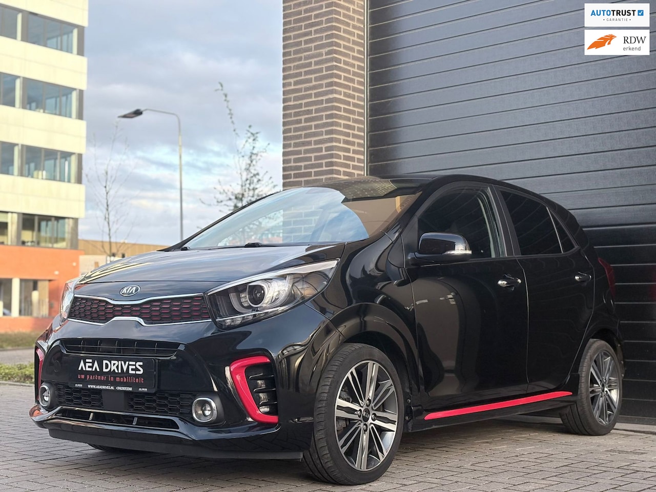 Kia Picanto - GT-Line 101 pk | Dealer onderhouden | Panoramadak | 1e eigenaar | Vol opties | APK t/m 30- - AutoWereld.nl
