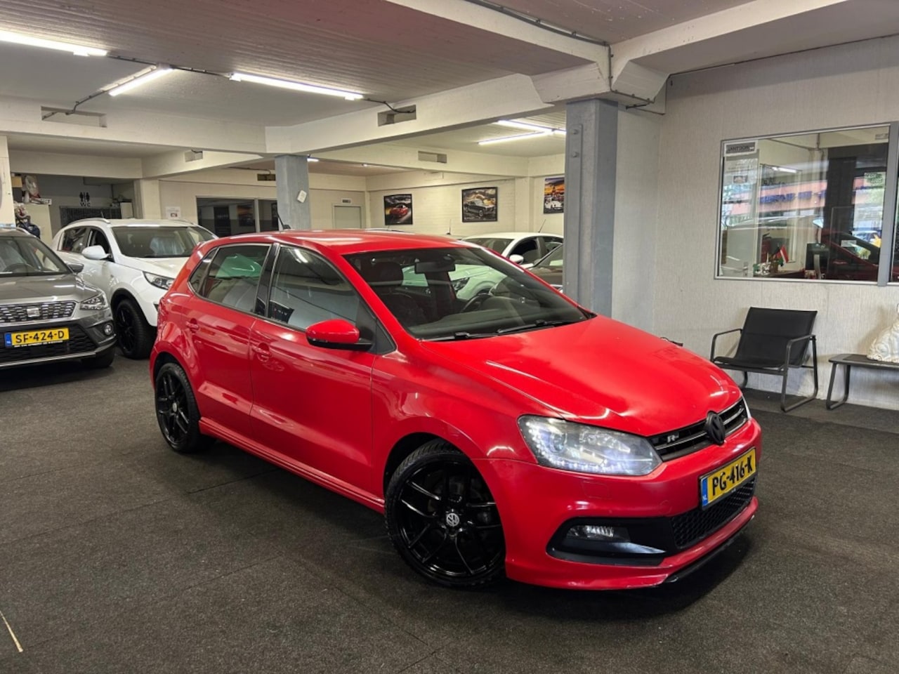 Volkswagen Polo - 1.2 TSI Highline*R-line*Xenon*Nwe d.ketting*VOL* - AutoWereld.nl