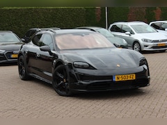 Porsche Taycan Cross Turismo - 4 93 kWh / Vol opties / SoH 90, 3% / Panoramadak / 360Camera / Head-up / Achterasbesturing