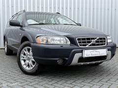 Volvo XC70 - 2.5 T AWD Momentum | Aut | 210pk | Youngtimer | Xenon | Trekhaak | Volledige historie |