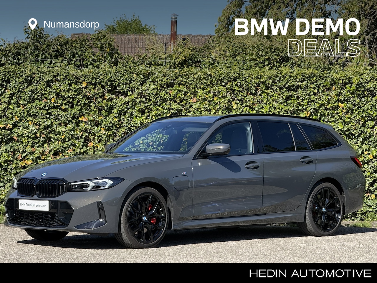 BMW 3-serie Touring - 330e | M-Sport Pro | 19'' | Panorama | HiFi | Elek. Trekhaak | Comfort Access - AutoWereld.nl