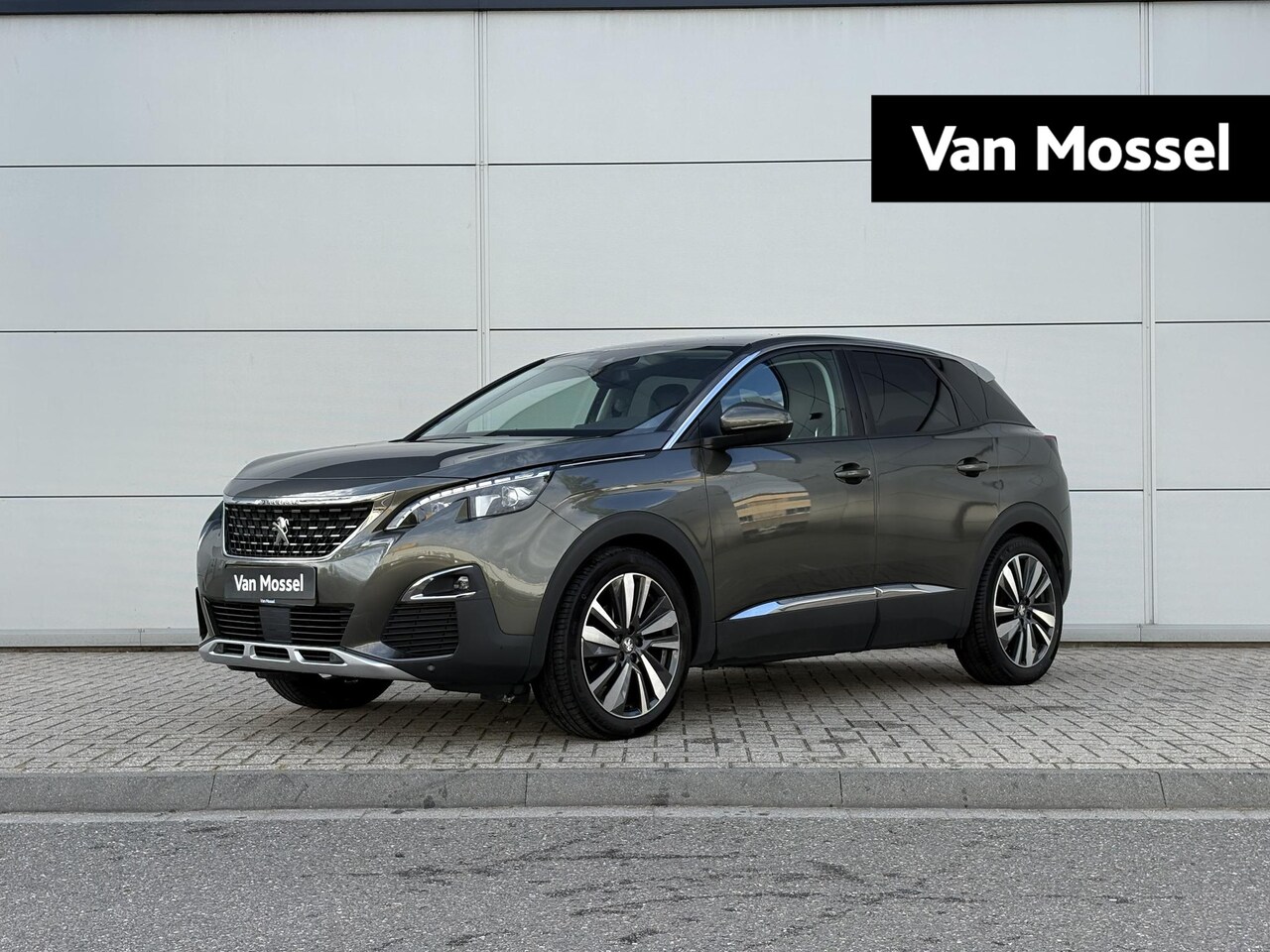 Peugeot 3008 - 1.2 PureTech Allure | Automaat | Trekhaak | Camera | Climate control - AutoWereld.nl