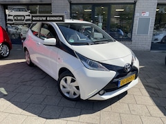 Toyota Aygo - 1.0 VVT-i X Play Camera Airco Nieuwe apk Nap