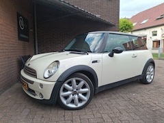 MINI Cooper - 1.6 Pepper Airco / Carplay / LM Velgen / Nieuwe APK /