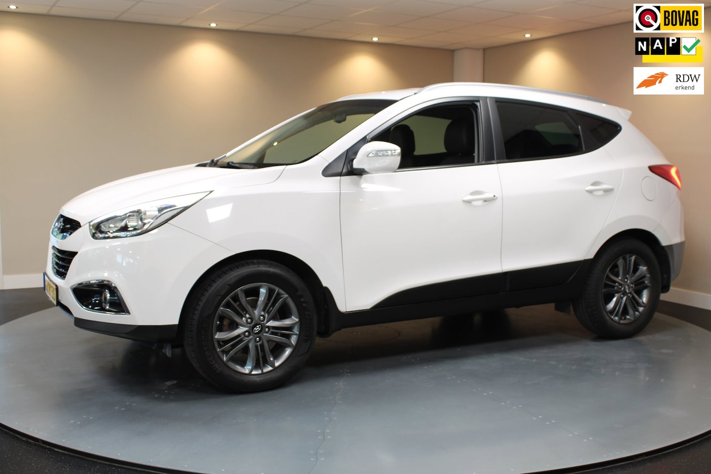 Hyundai ix35 - 1.6i GDI Go! *57.000Km!* Stoelverw. V+A|Camera|Cruise|2de Eigenaar|NAP - AutoWereld.nl