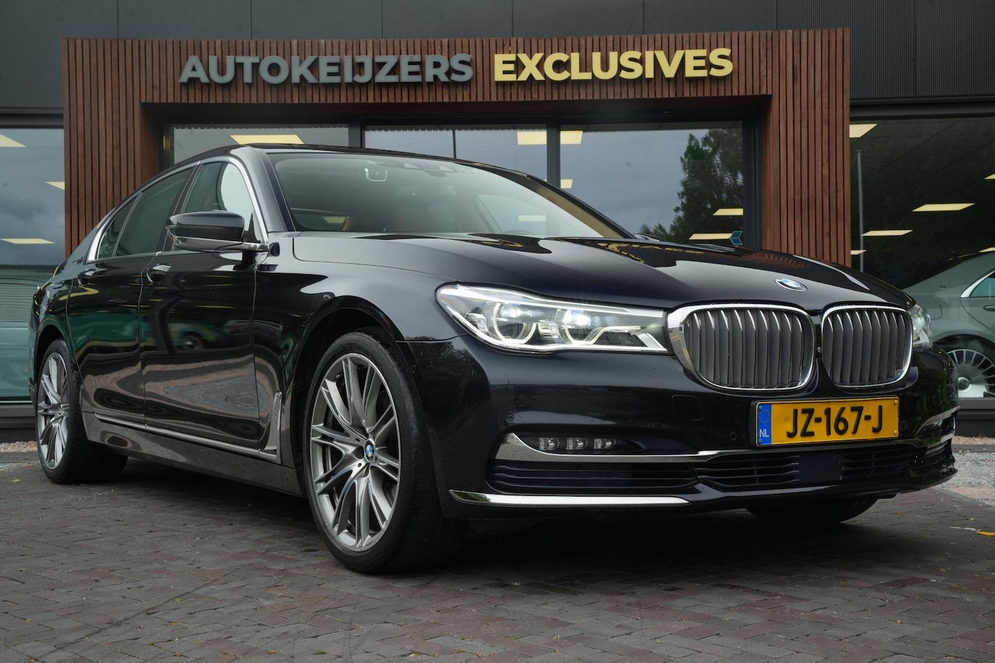 BMW 7-serie - 740i High Executive Individual Dealer Onderhouden Schuifdak Adaptieve Cruise Harman/Kardon - AutoWereld.nl