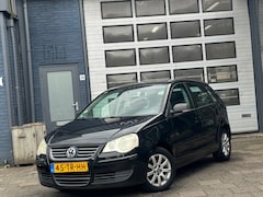 Volkswagen Polo - 1.6-16V Sportline | Airco | Cruise | 5-DRS