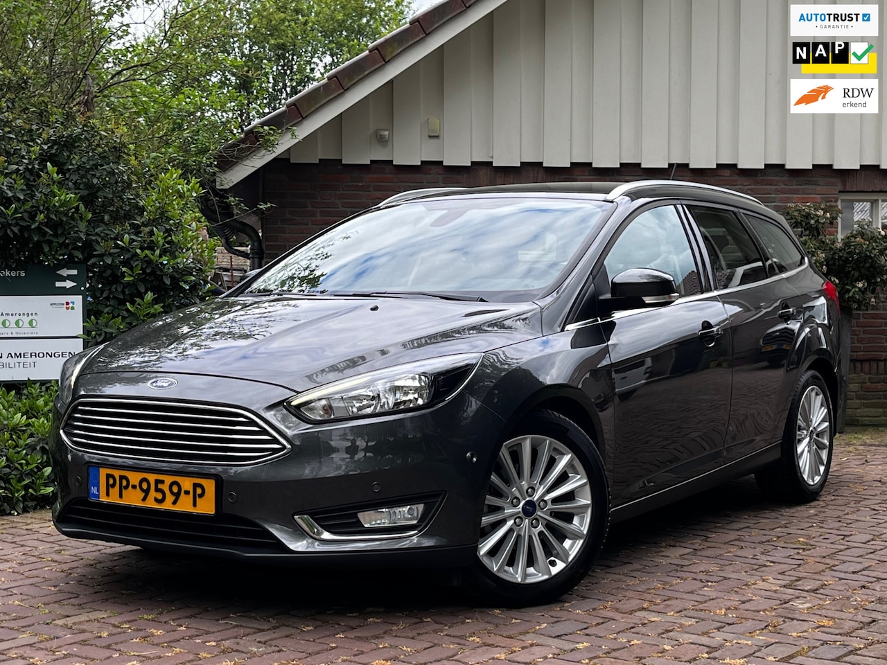 Ford Focus Wagon - 1.0 125pk Titanium Wagon|RIJKLAAR|1EIG|NIEWE D.RIEM|CAMERA|TREKHAAK|Dealer Onderhouden| NA - AutoWereld.nl