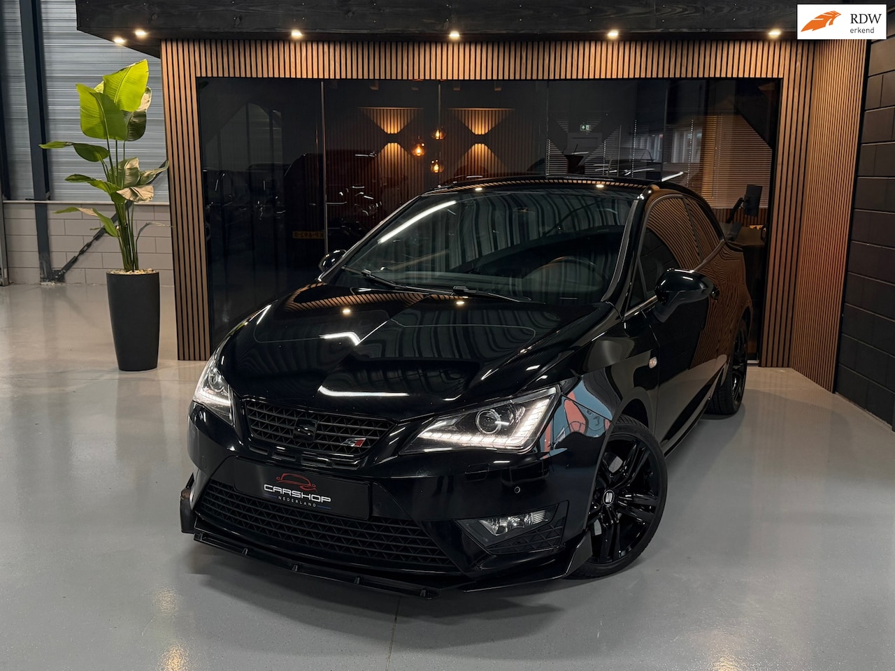SEAT Ibiza SC - 1.8 TSI Cupra 1.8 TSI Cupra - AutoWereld.nl