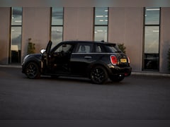 MINI Cooper - 1.5 Cooper Business John Cooper Works Edition | Full Black | incl. winterbanden
