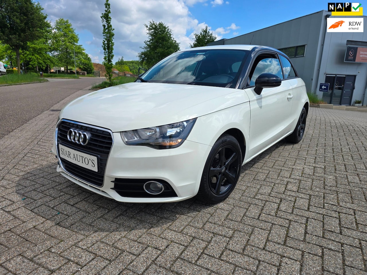 Audi A1 - 1.2 TFSI Attraction Pro Line Business 1.2 TFSI Attraction Pro Line Business - AutoWereld.nl