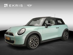 MINI Cooper - 3-deurs C Automaat / Favoured Trim / Pakket M / Panoramadak / Park assist / Head-up / Alu