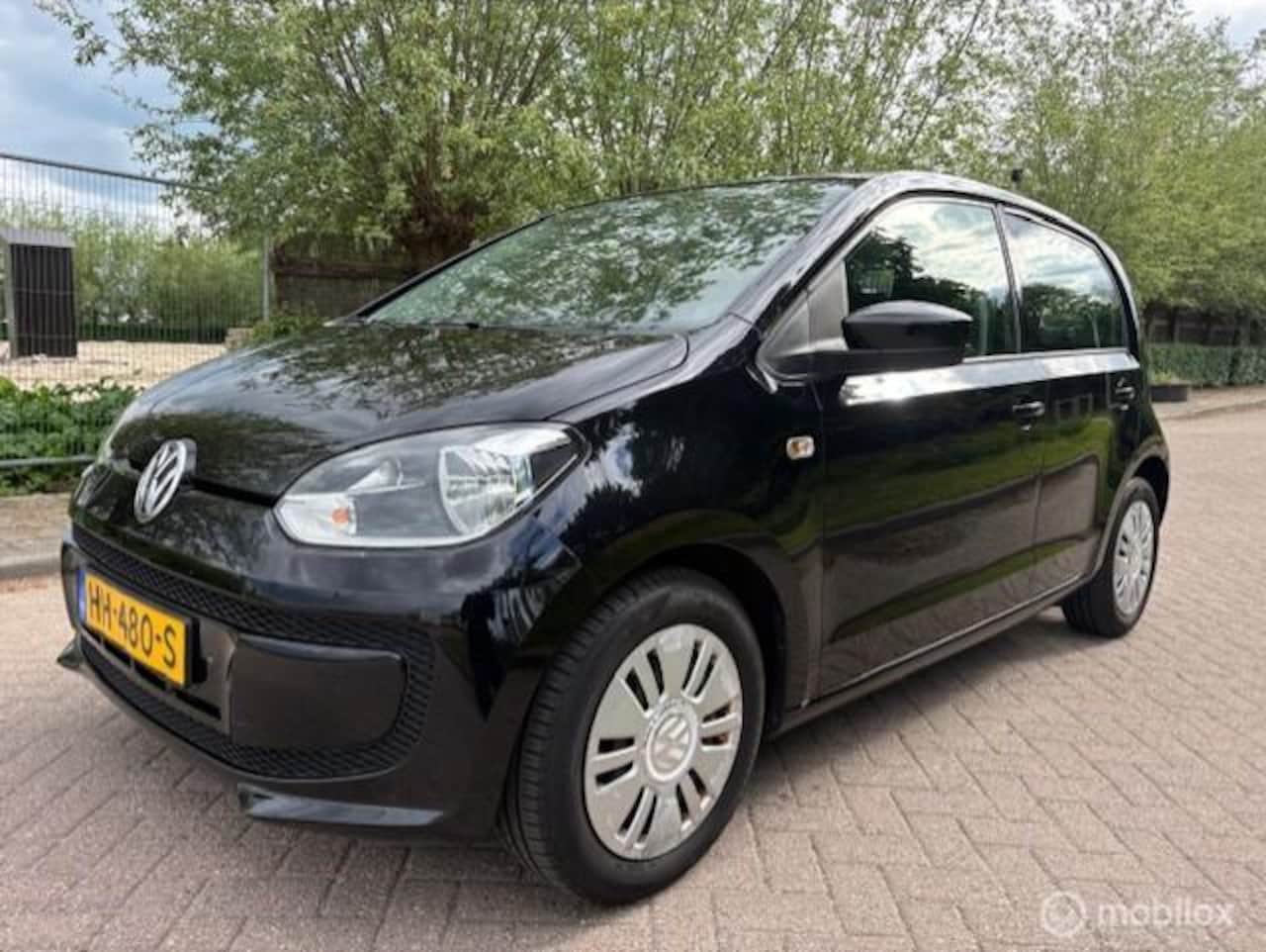 Volkswagen Up! - 1.0 move up! 5 deurs Airco - AutoWereld.nl