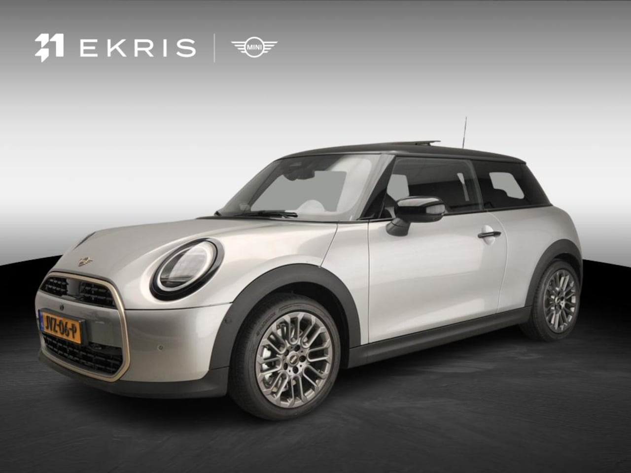 MINI Cooper - 3-deurs C Automaat / Panoramadak / JCW Sportstoelen / Harman-Kardon / Head-up / Alu wielen - AutoWereld.nl