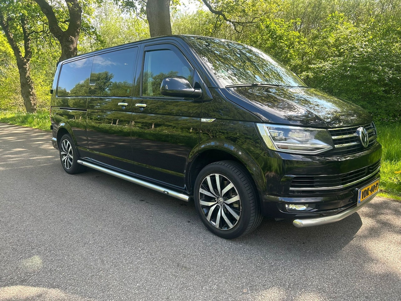 Volkswagen Transporter - 2.0 TDI L2H1 DC Business Comfortline 2.0 TDI L2H1 DC Business Comfortline - AutoWereld.nl