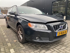 Volvo V70 - 1.6 T4 Limited Edition