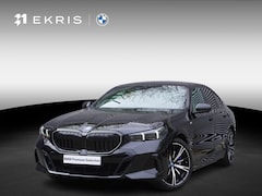 BMW 5-serie - Sedan 550e xDrive M Sportpakket Pro | Comfort Pack 20 inch LM M Sterspaak | Bowers & Wilki