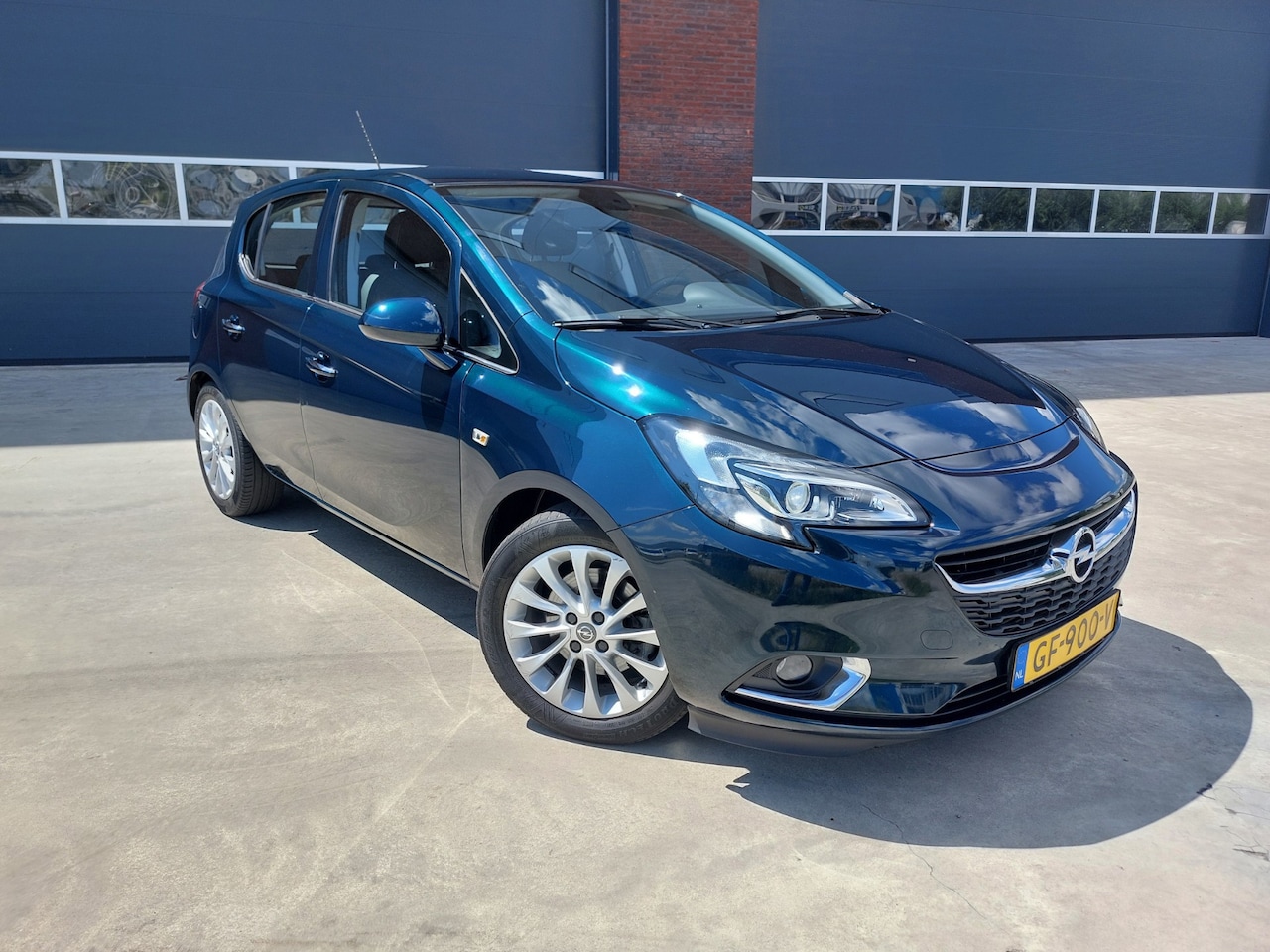 Opel Corsa - 1.0 Turbo Cosmo Airco/ECC/LMV - AutoWereld.nl