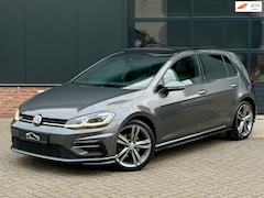 Volkswagen Golf - 1.5 TSI Highline R-Line Pano/Navi/Led/Virt/Garantie