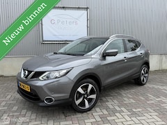 Nissan Qashqai - 1.2 Connect Edition 2015 / Camera / Panoramadak/ Keyless / Dealeronderhouden NAP