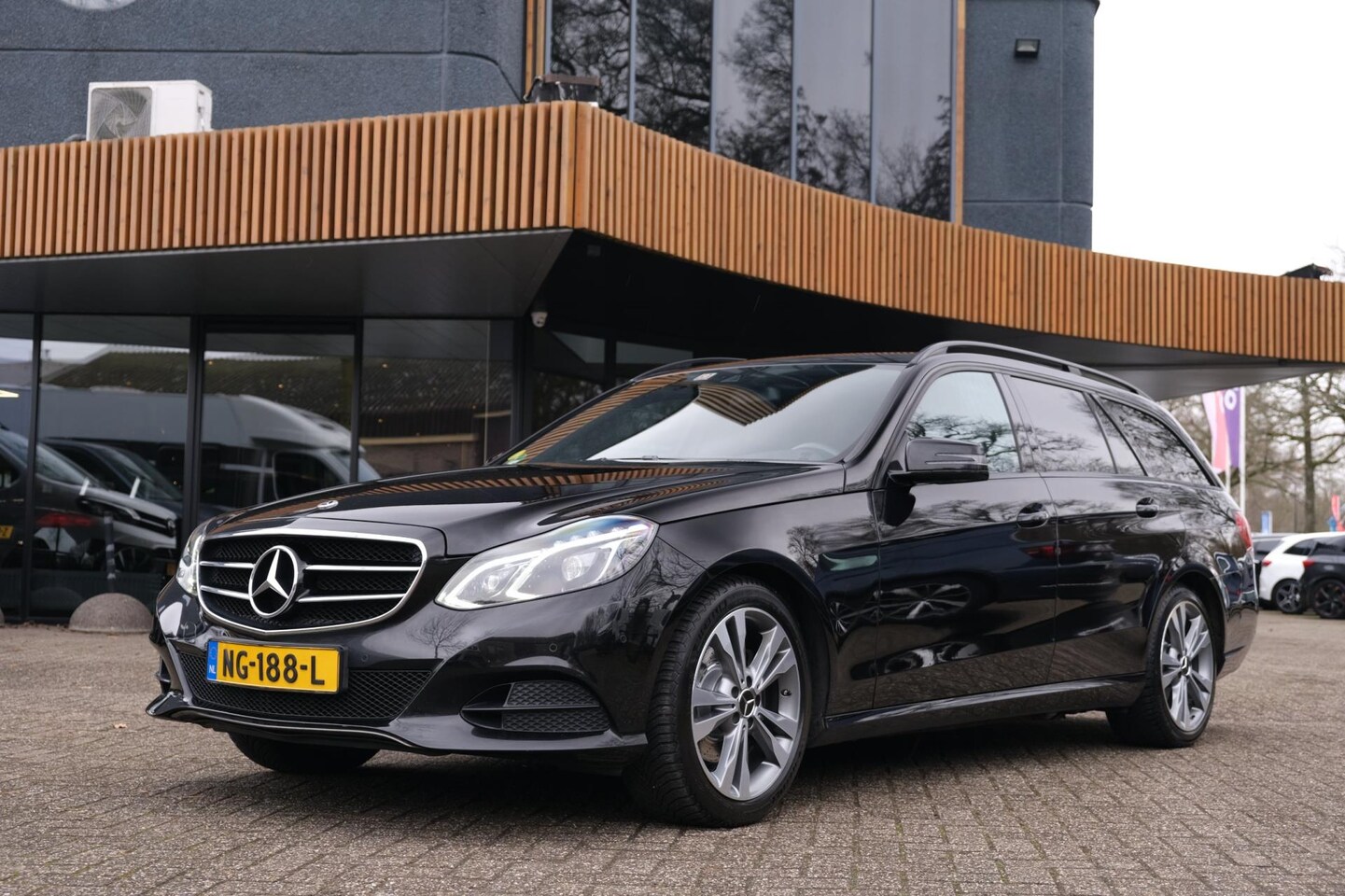 Mercedes-Benz E-klasse Estate - 250 BlueTEC Ambition Avantgarde |Rijklaar!|HarmanKardon|Stoelverwarming| - AutoWereld.nl