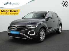 Volkswagen T-Roc - 1.5 TSI 150 pk DSG Style | Trekhaak | Park Assist | Stoelverwarming | Adaptive Cruise | Er