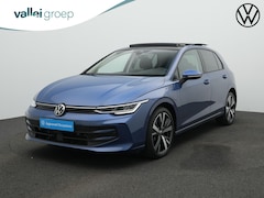 Volkswagen Golf - 1.5 eHybrid 204 pk Life Edition | Panoramadak | Stuur-/stoelverwarming | Achteruitrijcamer