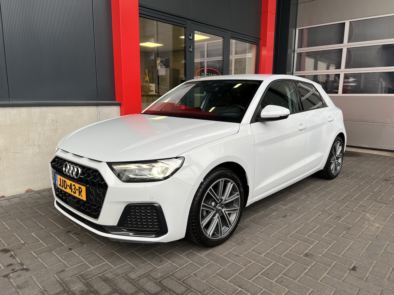 Audi A1 Sportback - 25 TFSI S edition /Cruise control/Carplay|Virtual Cockpit/Stoelverw - AutoWereld.nl
