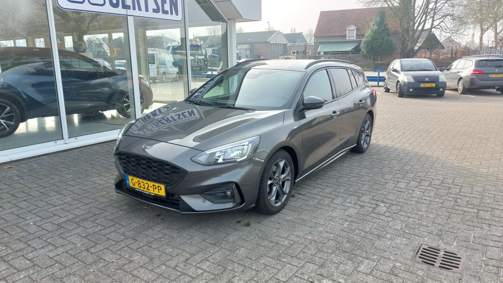 Ford Focus Wagon - 1.0 EcoBoost Titanium Business 1.0 EcoBoost Titanium Business - AutoWereld.nl