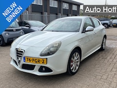 Alfa Romeo Giulietta - 1.4 T Distinctive | Leer | Navi | Autom. Airco | Cruise Control | LMV | PDC | Elekt. Ramen