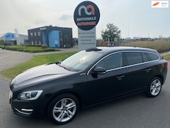Volvo V60 - 2015 * 2.4 D6 AWD Plug-In Hybrid R-Design * EXPORT / HANDEL