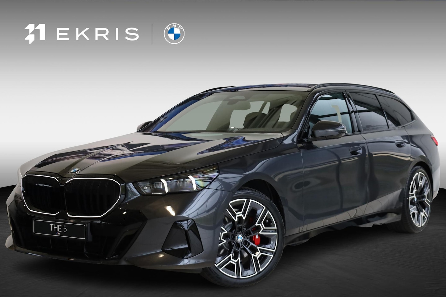 BMW 5-serie Touring - 520i M Sportpakket Pro | Comfort Pack | Travel Pack | Innovation Pack | Trekhaak | Bowers - AutoWereld.nl